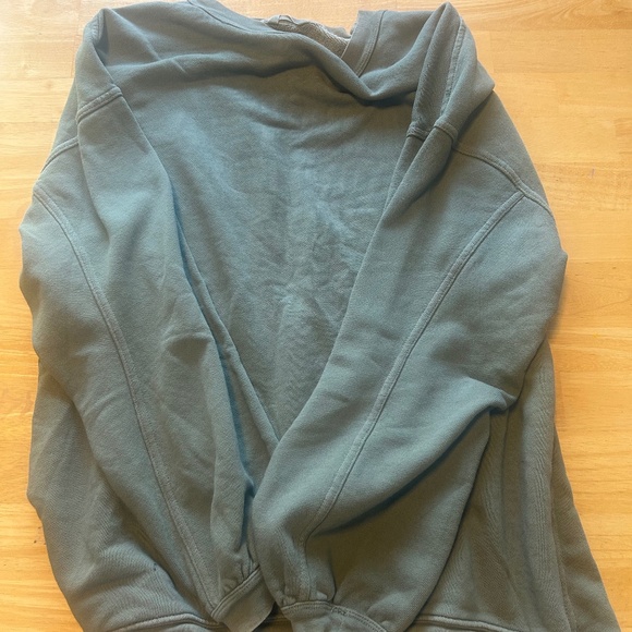 aerie Tops - Green oversized crew neck women’s small aerie